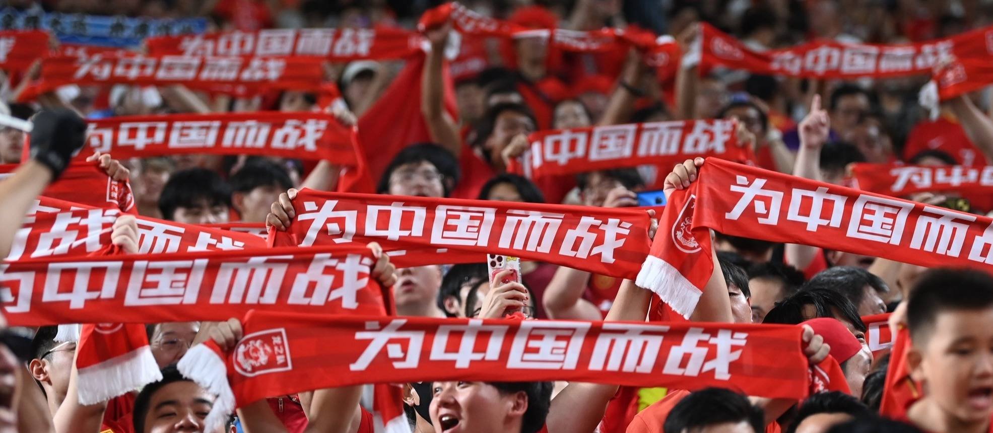 米兰体育网站入口-包含实力比拼，劲敌对决中双方交锋如火如荼的词条