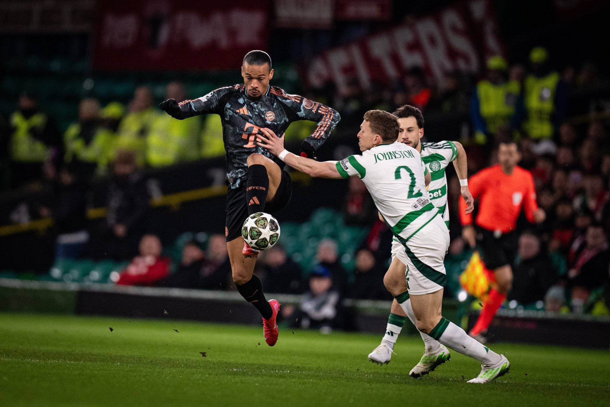 米兰体育注册-拜仁慕尼黑主场战平利物浦，晋级欧冠四强