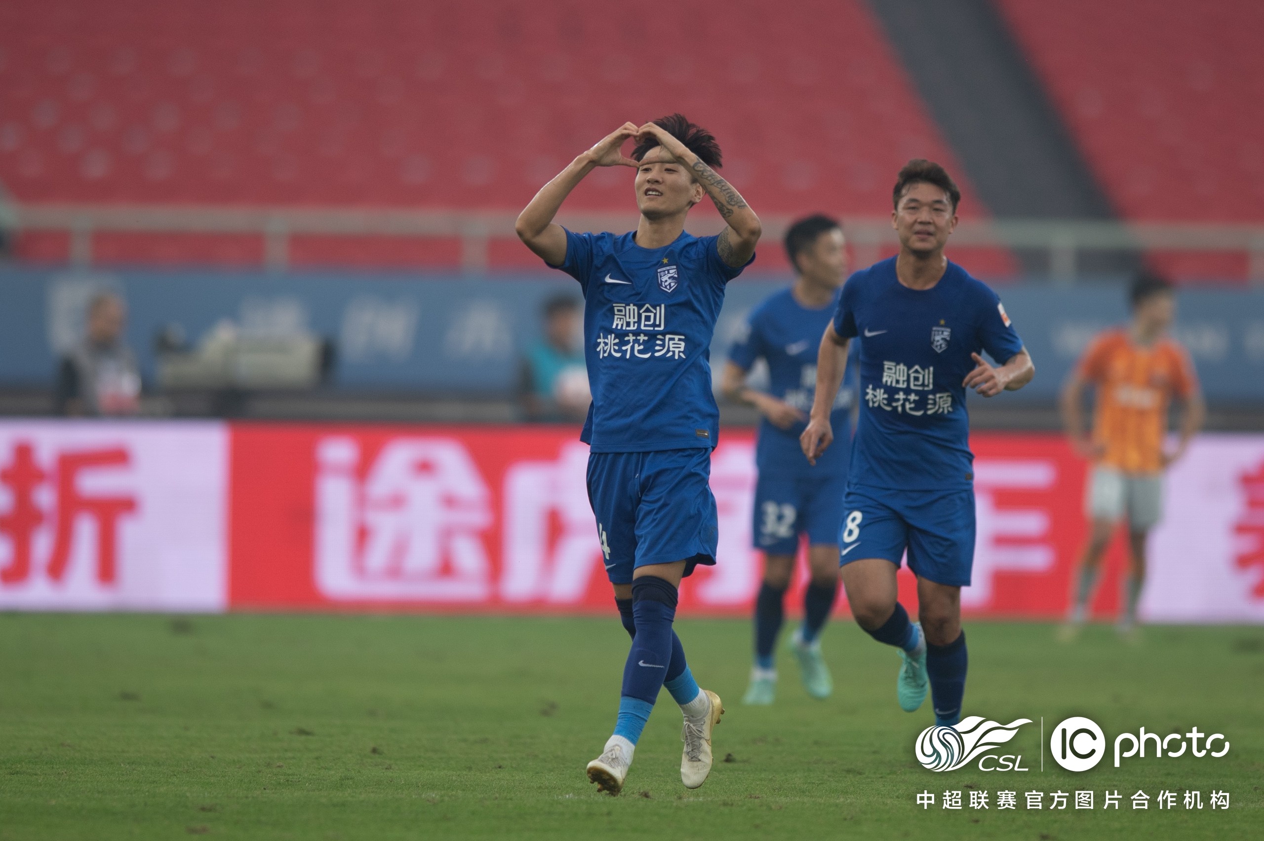 米兰体育app-佩斯卡拉客场战胜对手,迎来胜利的简单介绍