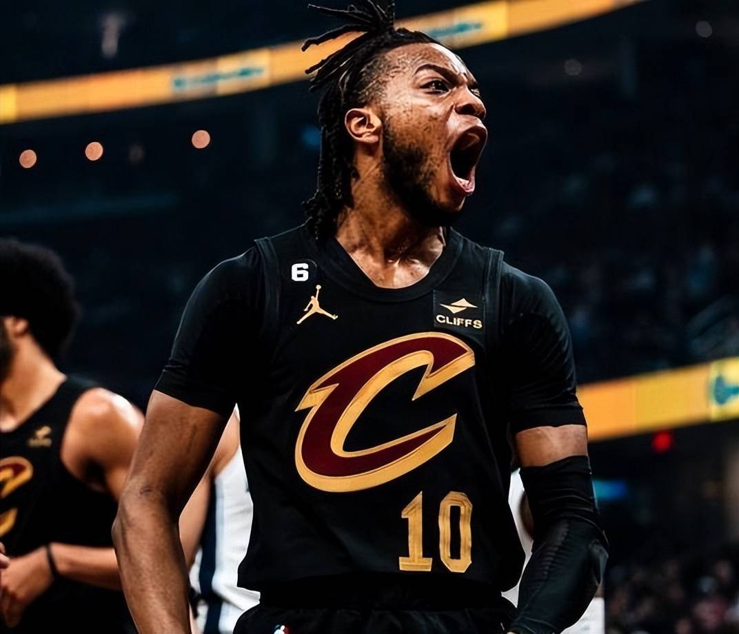 米兰体育网页版-包含猛龙再度崛起，争夺东部冠军宝座的词条