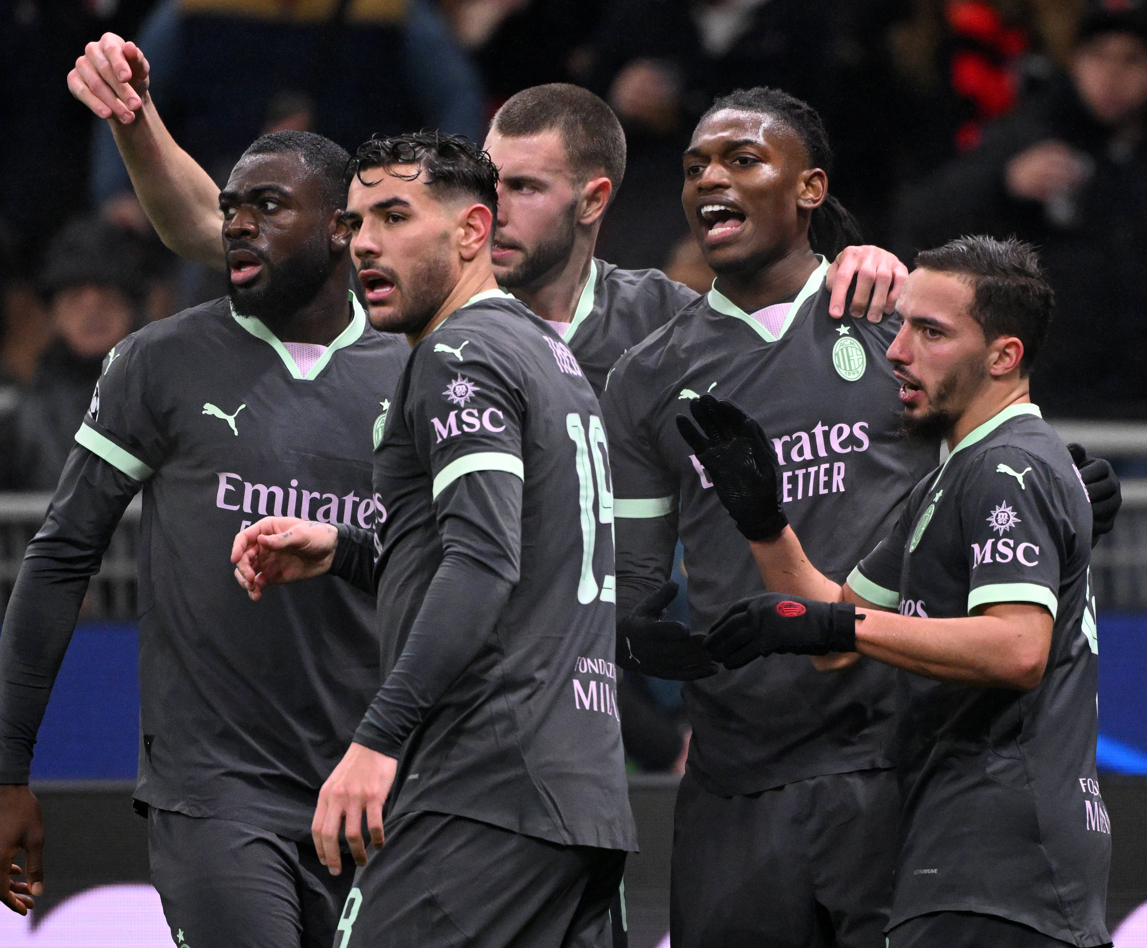 米兰体育平台-AC米兰连续两轮失利，欧冠资格悬疑的简单介绍