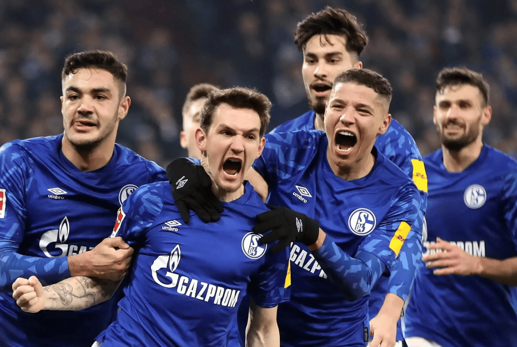 米兰体育网页版登录入口-包含尤文图斯遗憾失利，欧冠赛场困厄严重的词条