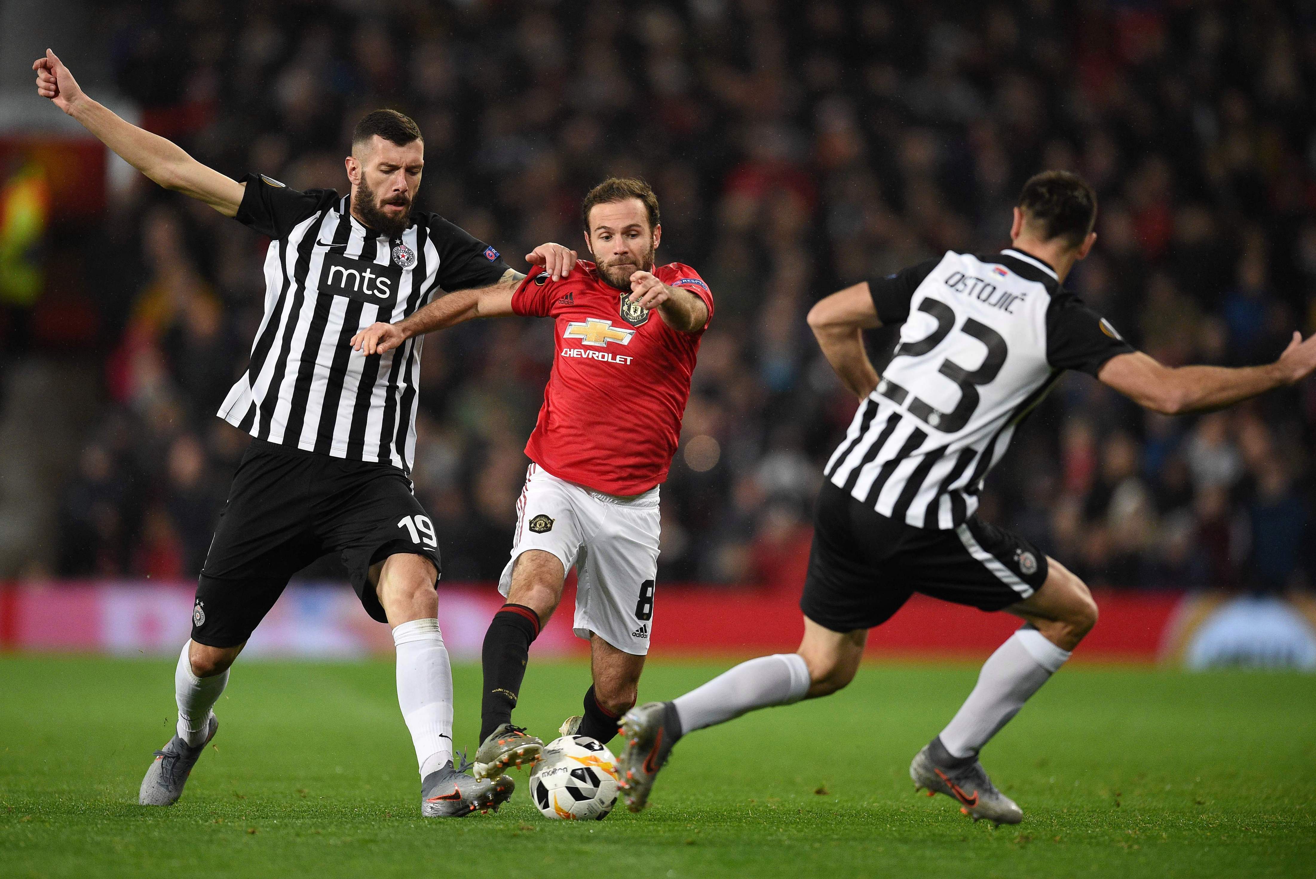 米兰体育亚洲官网-精彩对决!欧洲强队与亚洲劲旅的对抗