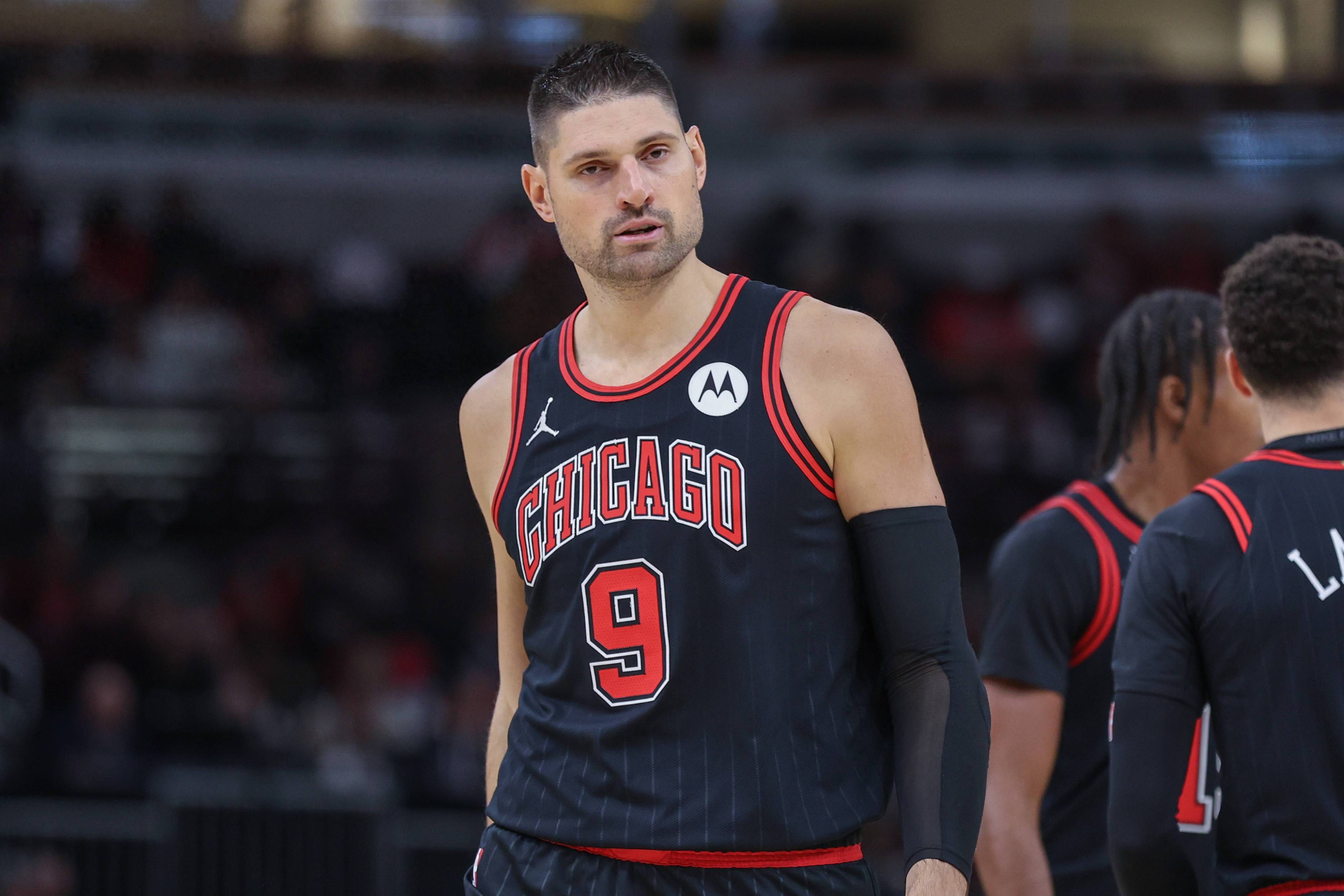 米兰体育教练-公牛战胜马刺，拉文贡献29分