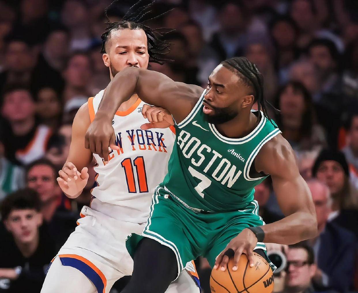 米兰体育注册-活塞不敌凯尔特人,遭遇两连败